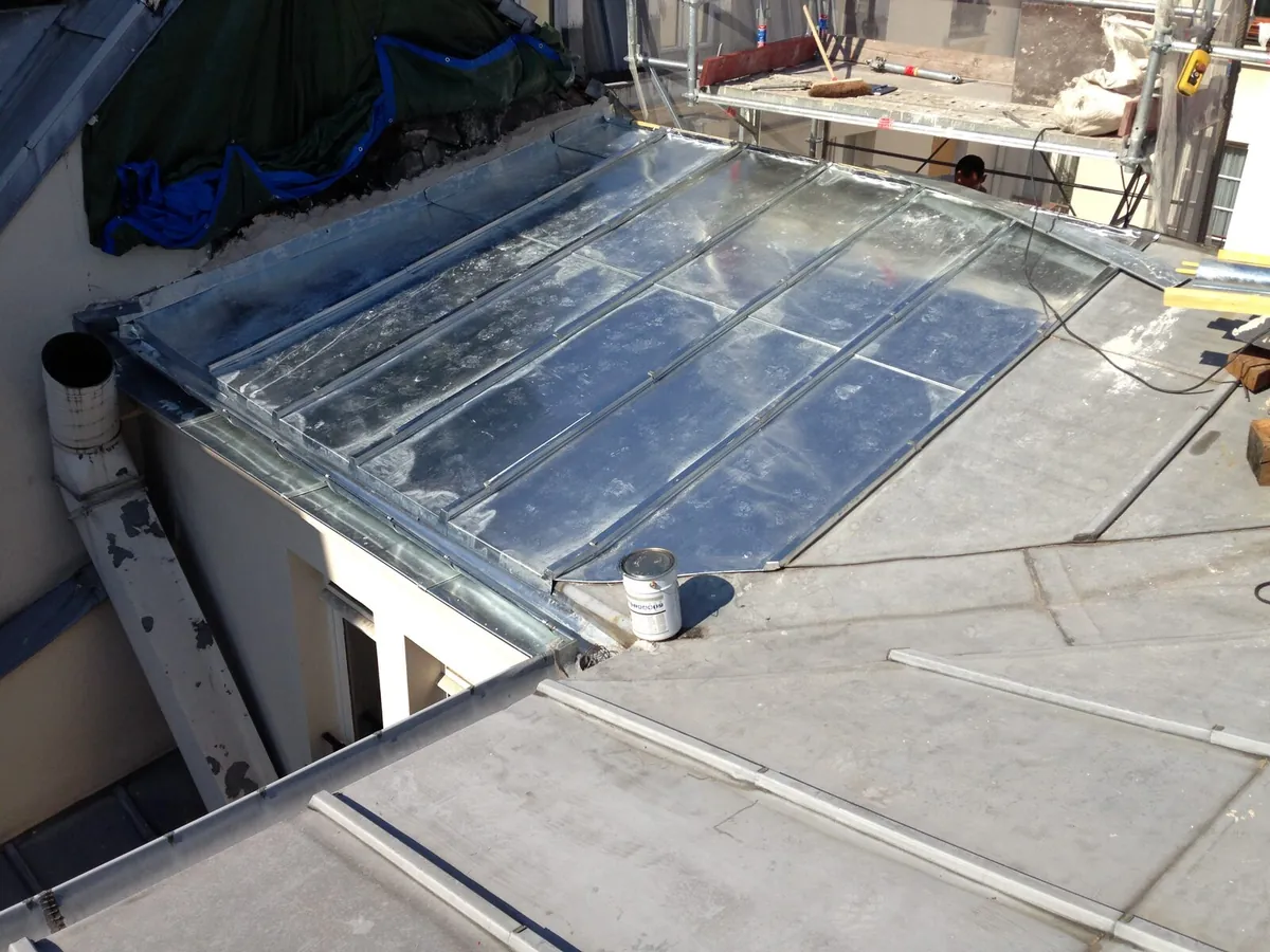 Couverture zinc refaite à neuf — Après